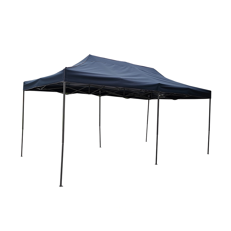 Gazebo GZ2006 mór fillte amuigh faoin aer