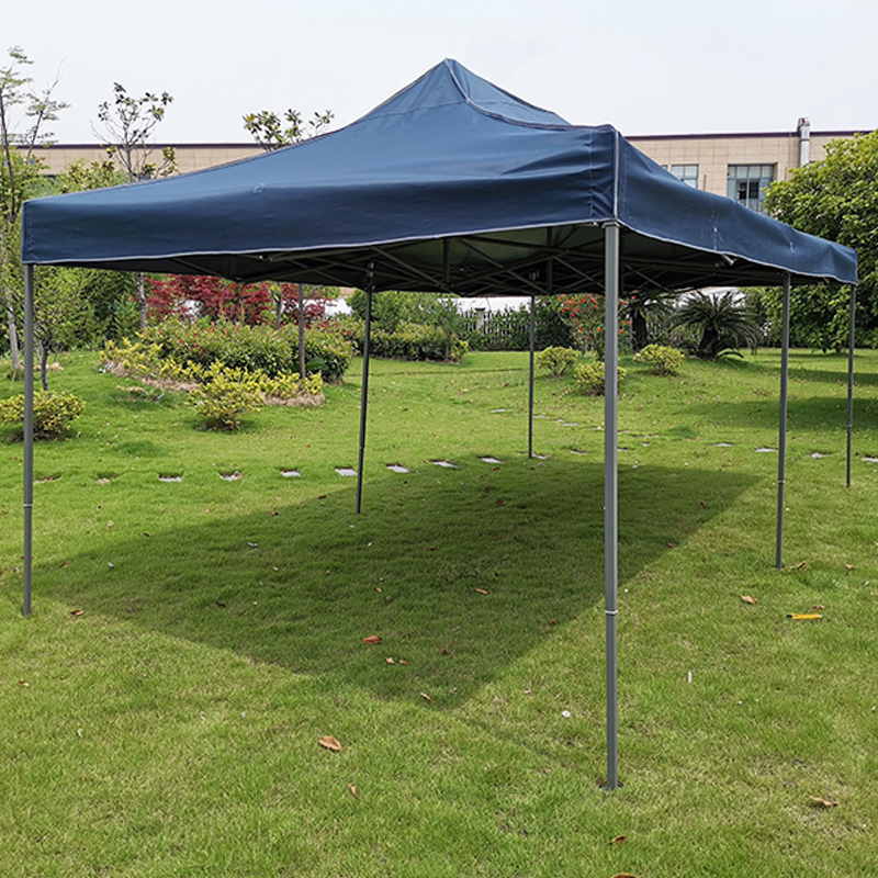 Gazebo GZ2006 mór fillte amuigh faoin aer