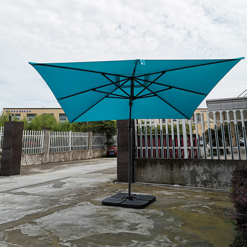 Cad iad na hábhair atá oiriúnach chun scáthanna fearthainne PATIO buan agus síondíonach a dhéanamh?